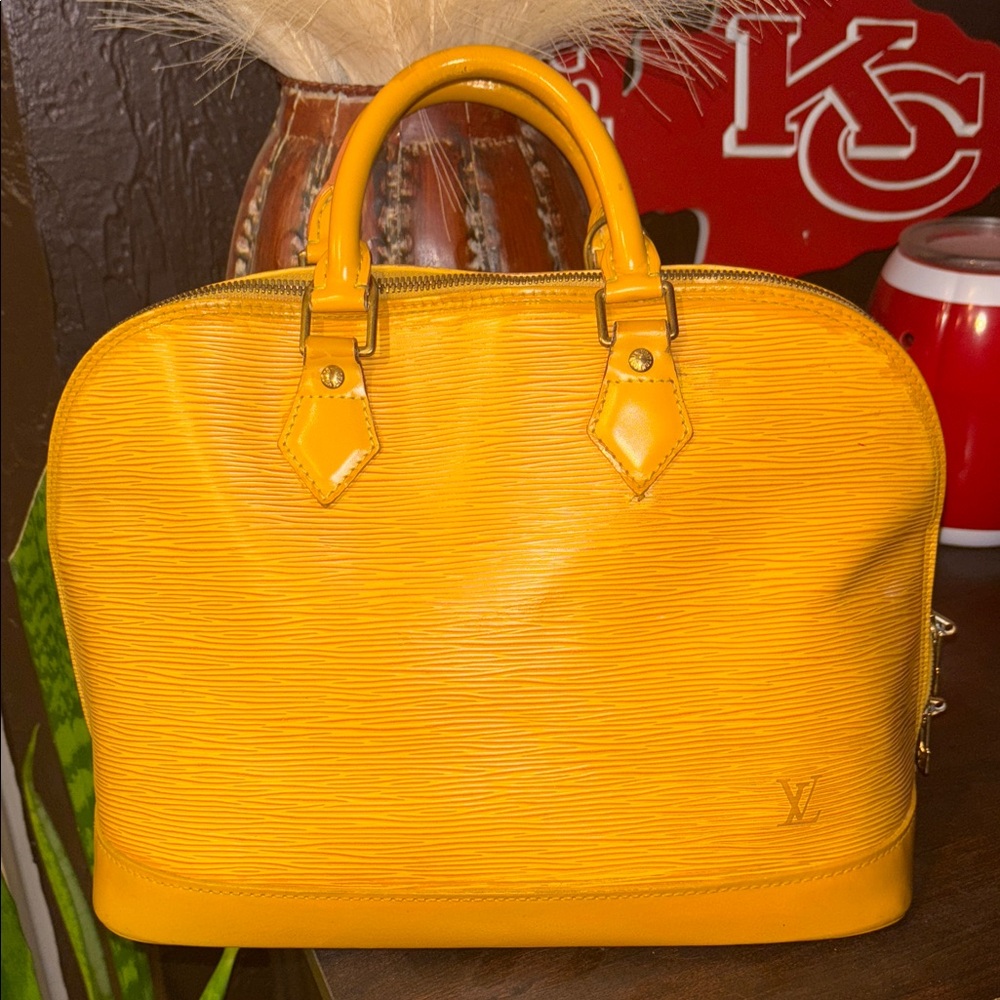 Louis Vuitton Yellow Epi Leather Alma Satchel